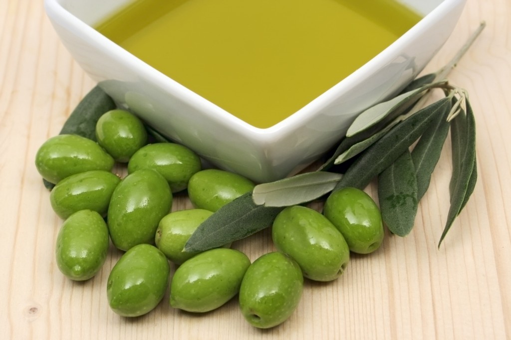 olives and oilve oil
