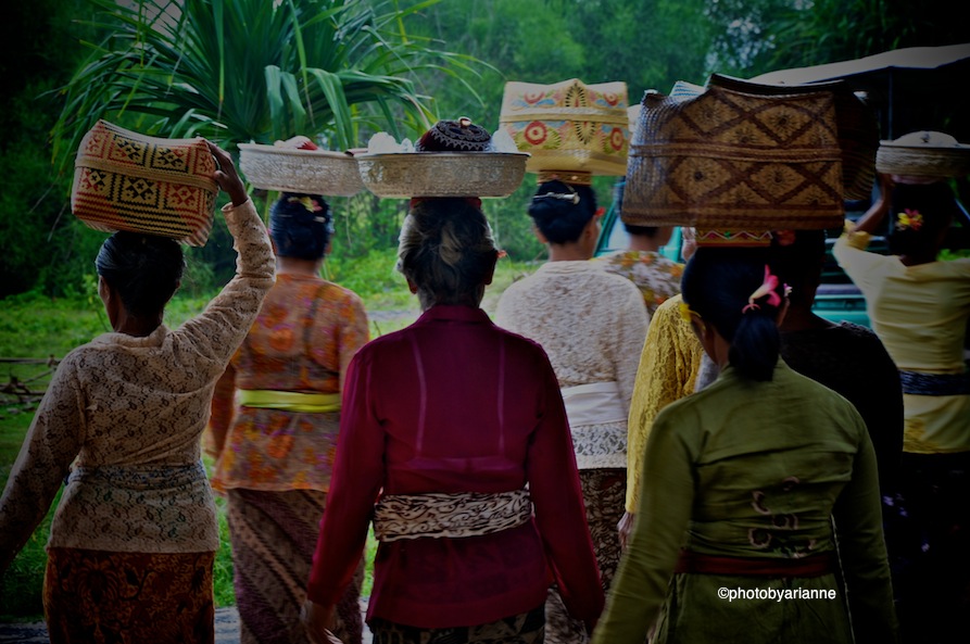 Mujeres en Lembongan